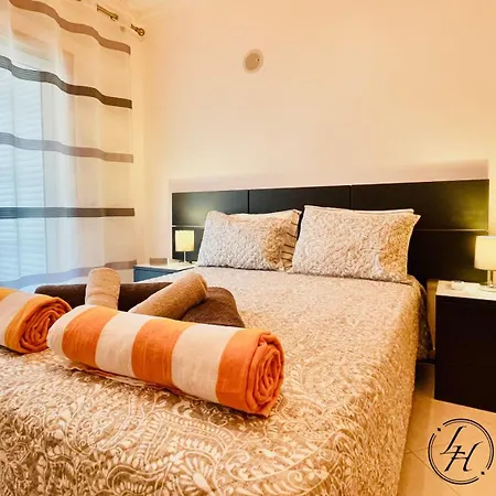 Alegria - Shopping Center 150m - Pool - Parking - Terrace شقة بورتيماو