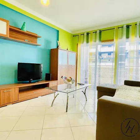 Alegria - Shopping Center 150m - Pool - Parking - Terrace * Portimao